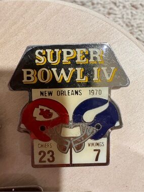 Vintage 1970 super bowl IV pin